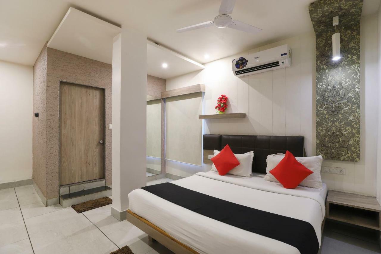 Hotel Apple Residency Pātan Exterior foto